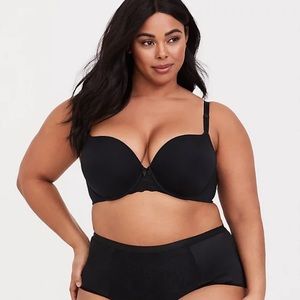 BLACK 360° BACK SMOOTHING™ PUSH-UP T-SHIRT BRA NWT